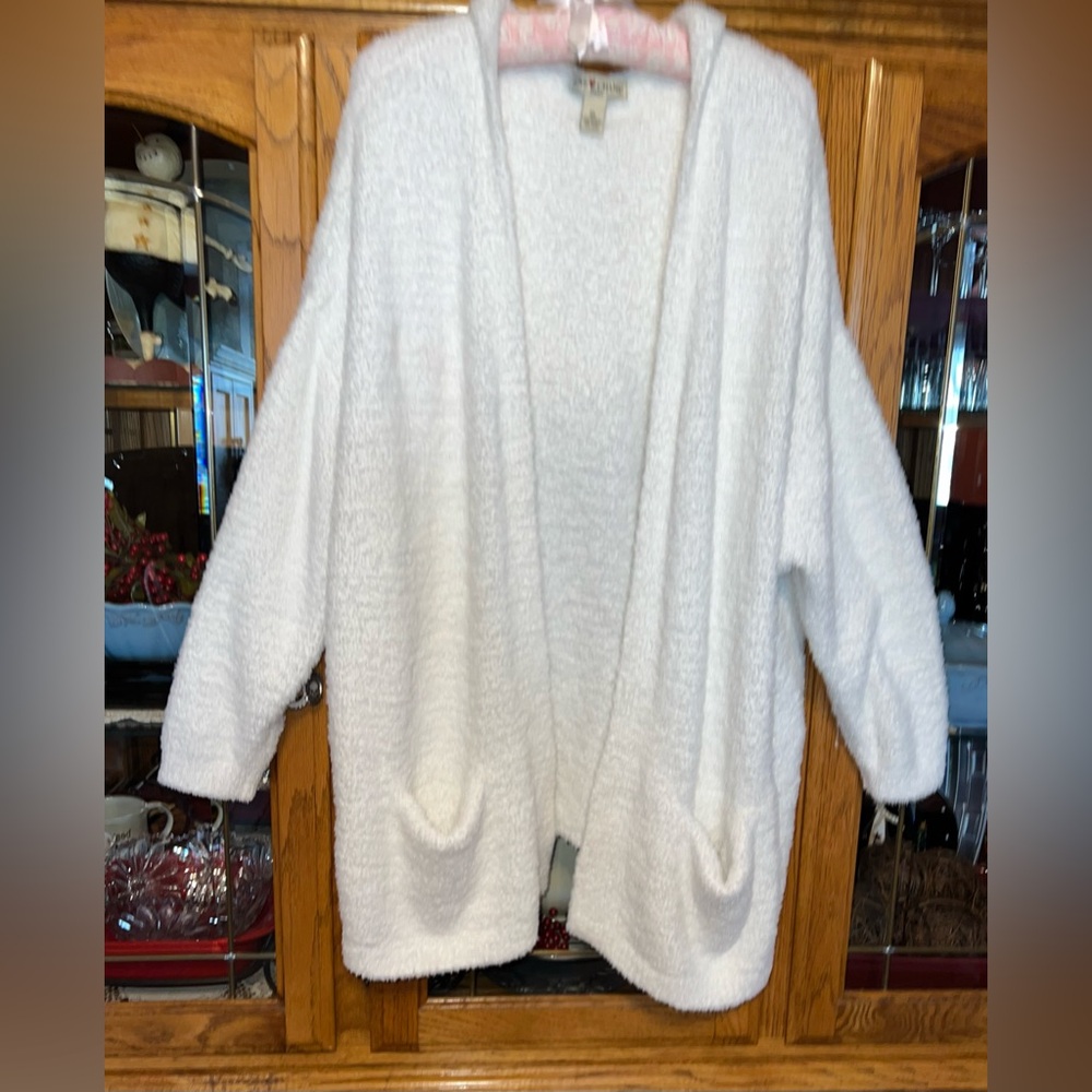 Love Change Italy White Fuzzy Long Sleeve Cover Up Cardigan - XL ♥️ - Picture 2 of 8